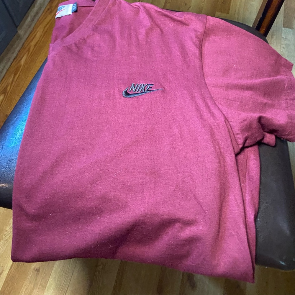 XL V cut short sleeve Nike Men Shirt